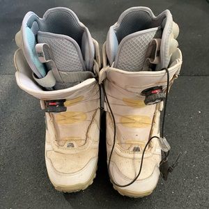 DC Snowboarding Boots